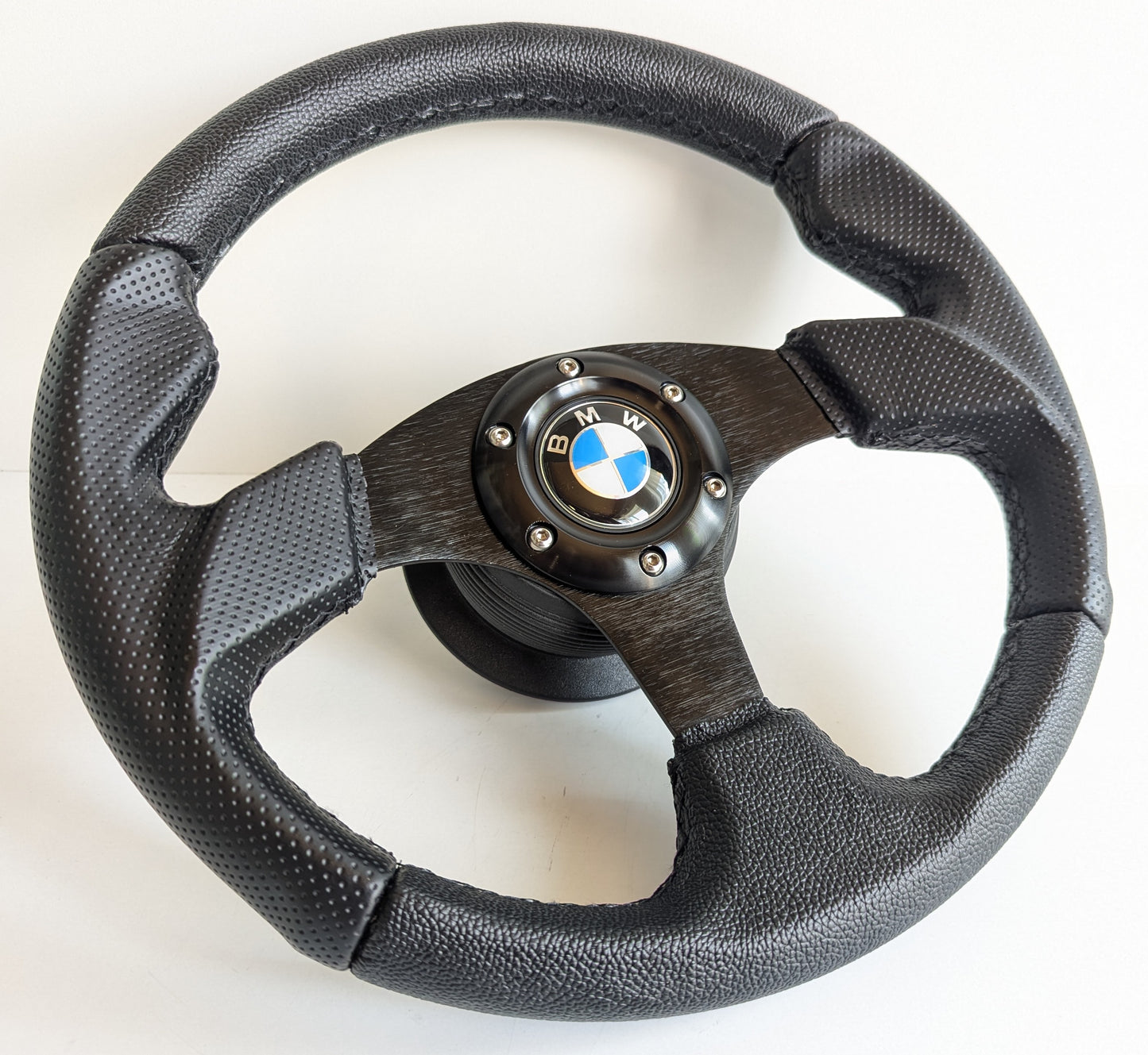 Steering Wheel For BMW E31 E32 E34 E36 (1992-1995) - 320 mm, Perforated Leather, Black Spokes, Sport Vision, Drift