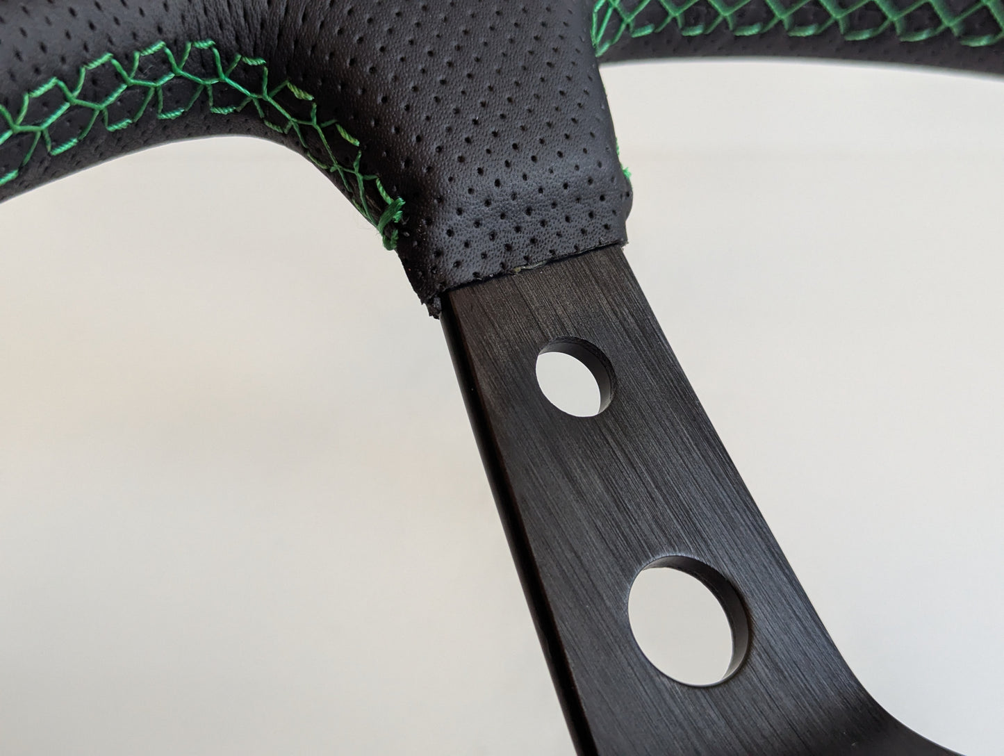Steering Wheel fits For BMW NO HUBADAPTER Deep Dish, Green Stitching, Black Spokes Sport Vision, 350 mm