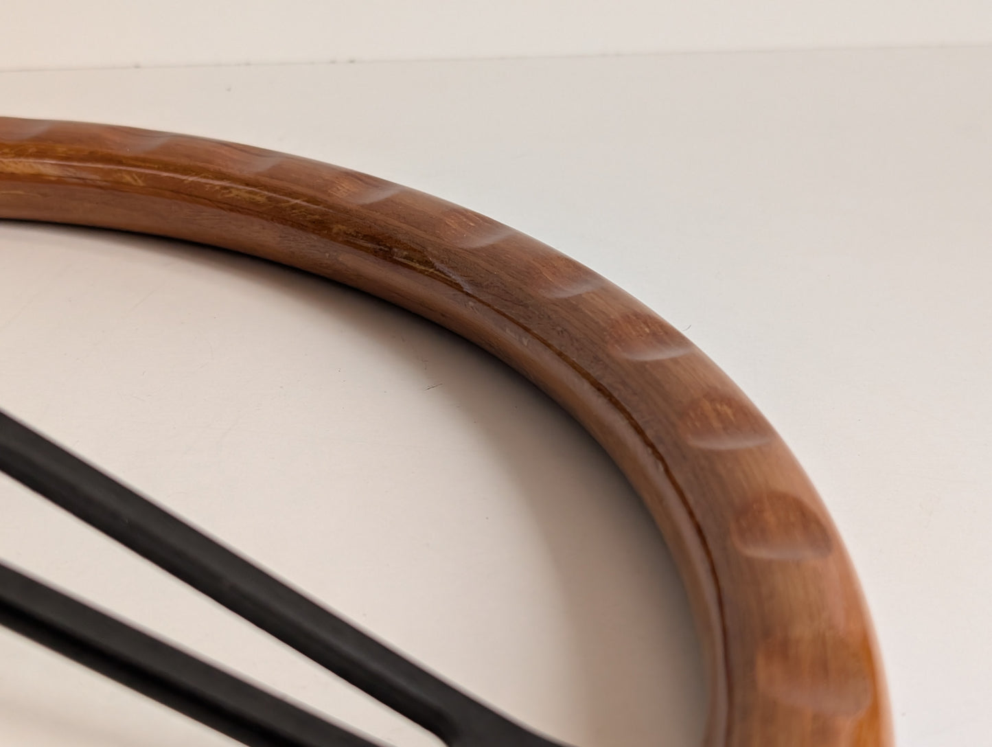 Steering Wheel For Alfa Romeo - 164 33 75 90 (1983- 1993) - Wooden Rim, Black Trim, Black Spokes, Vintage Style, 380mm