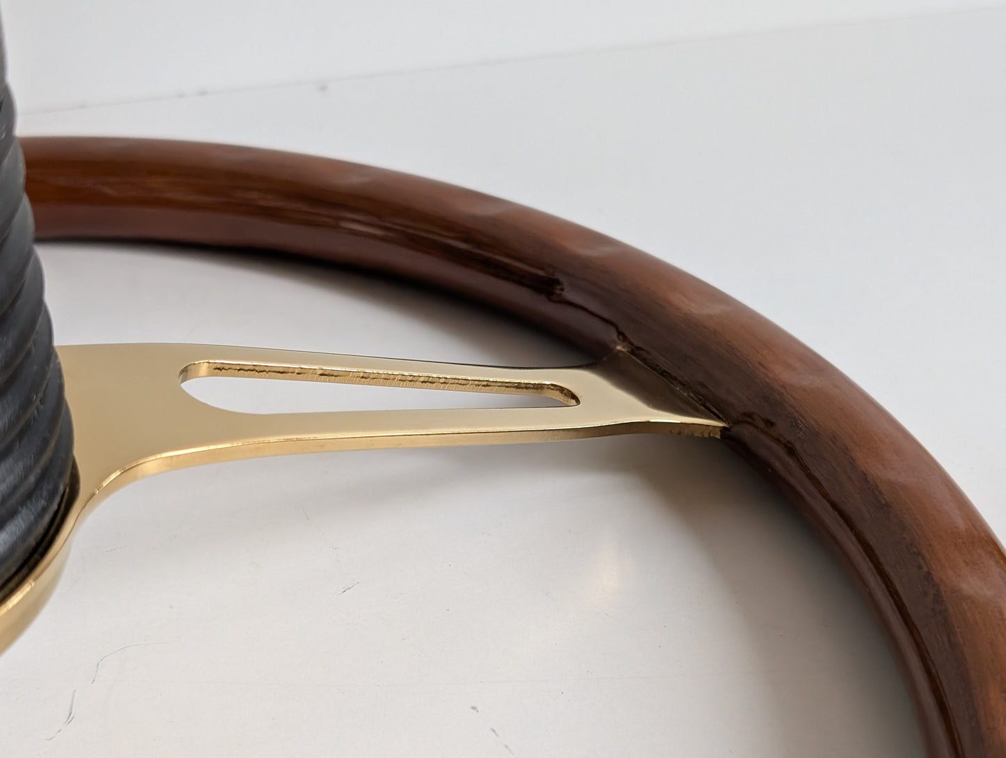 Steering Wheel For BMW E10 2002 1502 1602 1802 (1965-1976) - Solid Wood, Vintage Gold Spokes, Classic Style, 380 mm