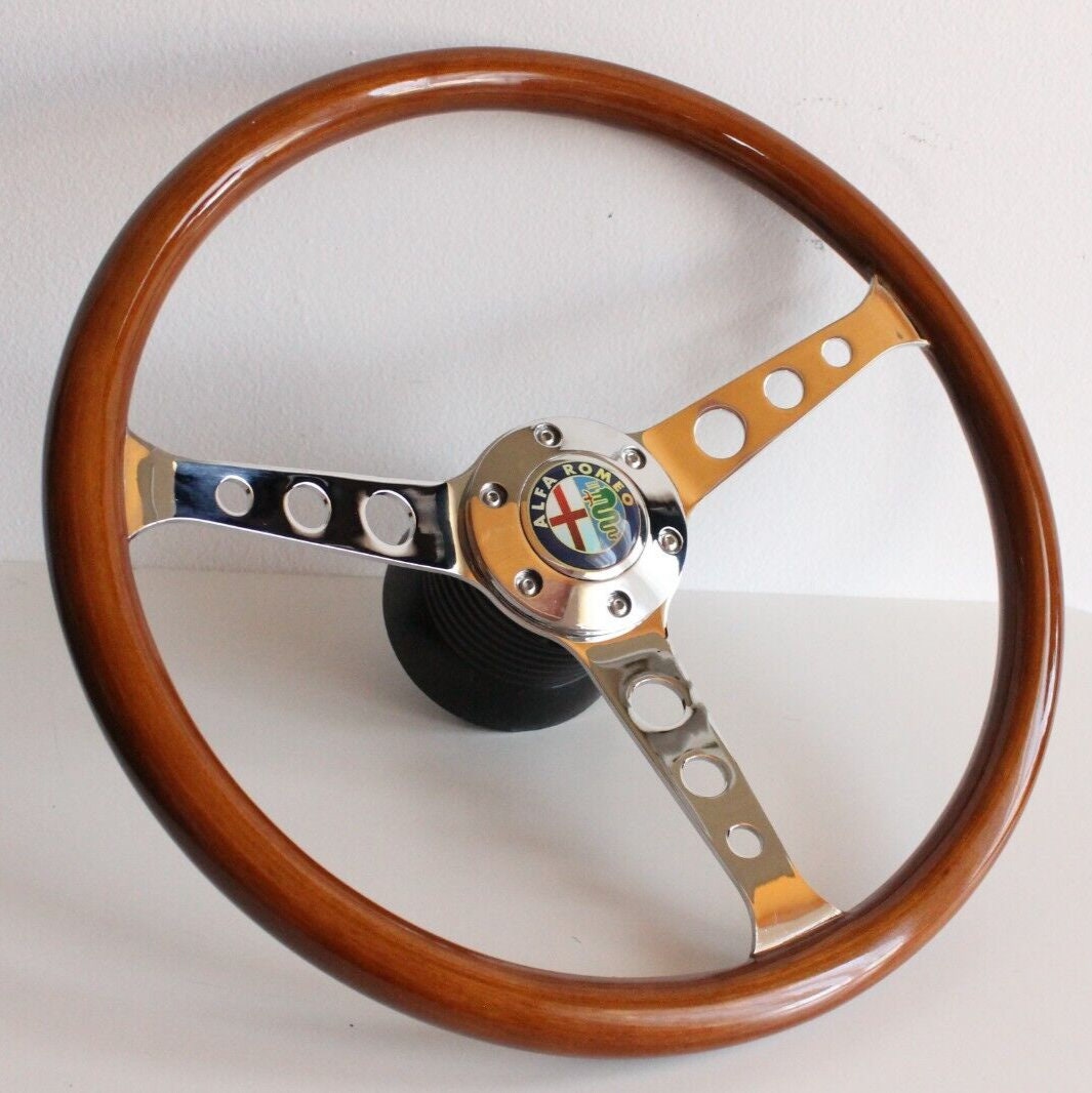 Steering Wheel For Alfa Romeo 2000 GTV Veloce GT Montreal Nuova Giulia (1971-1975) - Wooden Rim, Vintage, Classic Vision, Chrome spokes with holes, 380mm