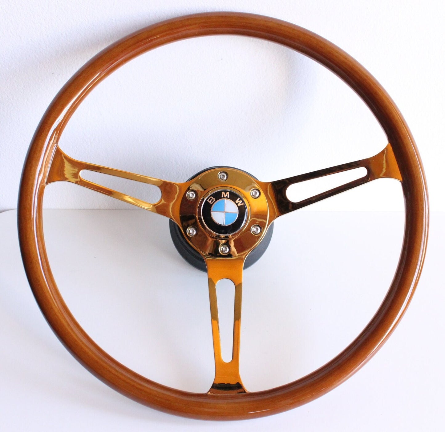 Steering Wheel For BMW E36 E38 E39 Z3 (1996–1999) – 380 mm Solid Wood, Vintage Gold Spokes, Classic Style
