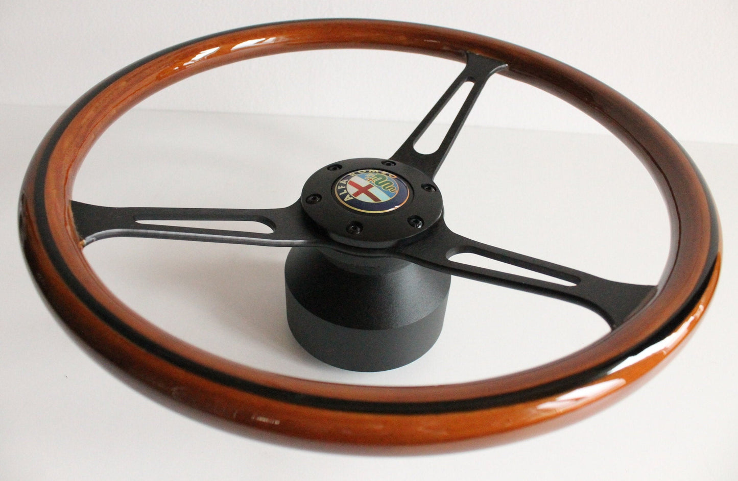 Steering Wheel For Alfa Romeo GT SPIDER S2 Giulia Montreal (1969-1982) - Wooden Rim, Black Spokes, Black Trim, Classic, 380mm