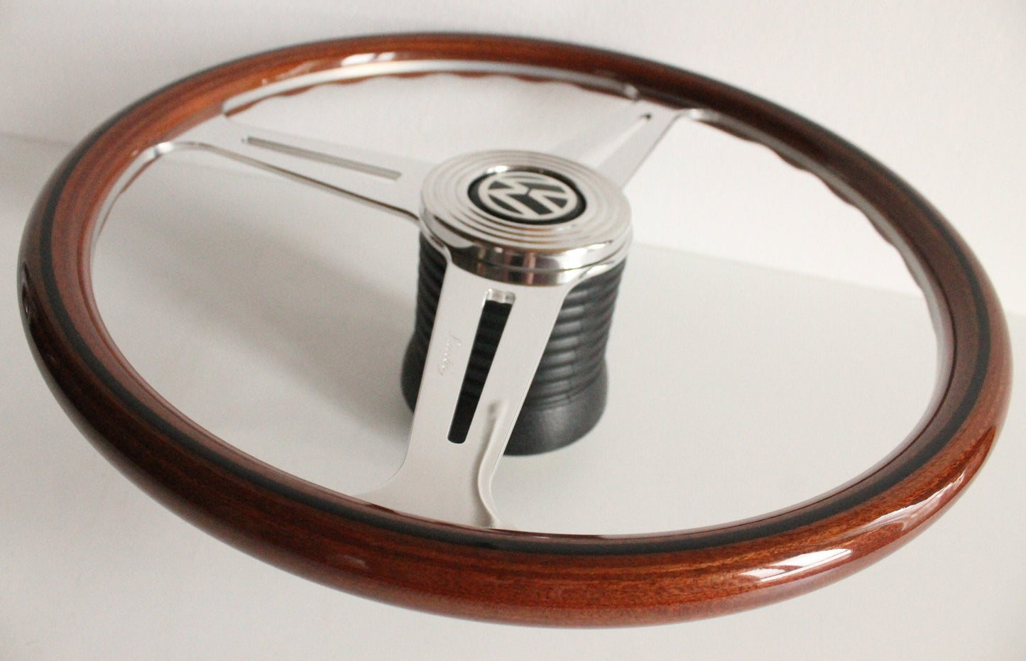 Steering Wheel For VW Bus T25 T3 Caravelle Vanagon Transporter (1980-1997) - Luisi OEM, Solid Wood, Premium, Vintage, Classic Style, Chrome Spokes, 390 mm