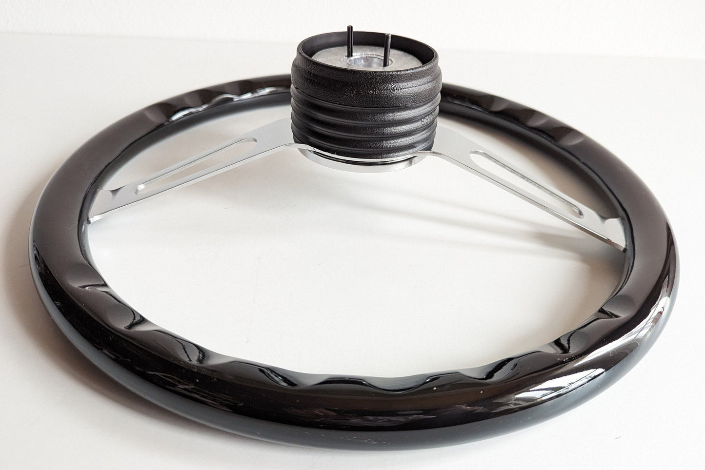Steering Wheel For Land Rover Defender 90 110 46 splines - 380mm Wooden Rim, Black Finish & Chrome Spokes