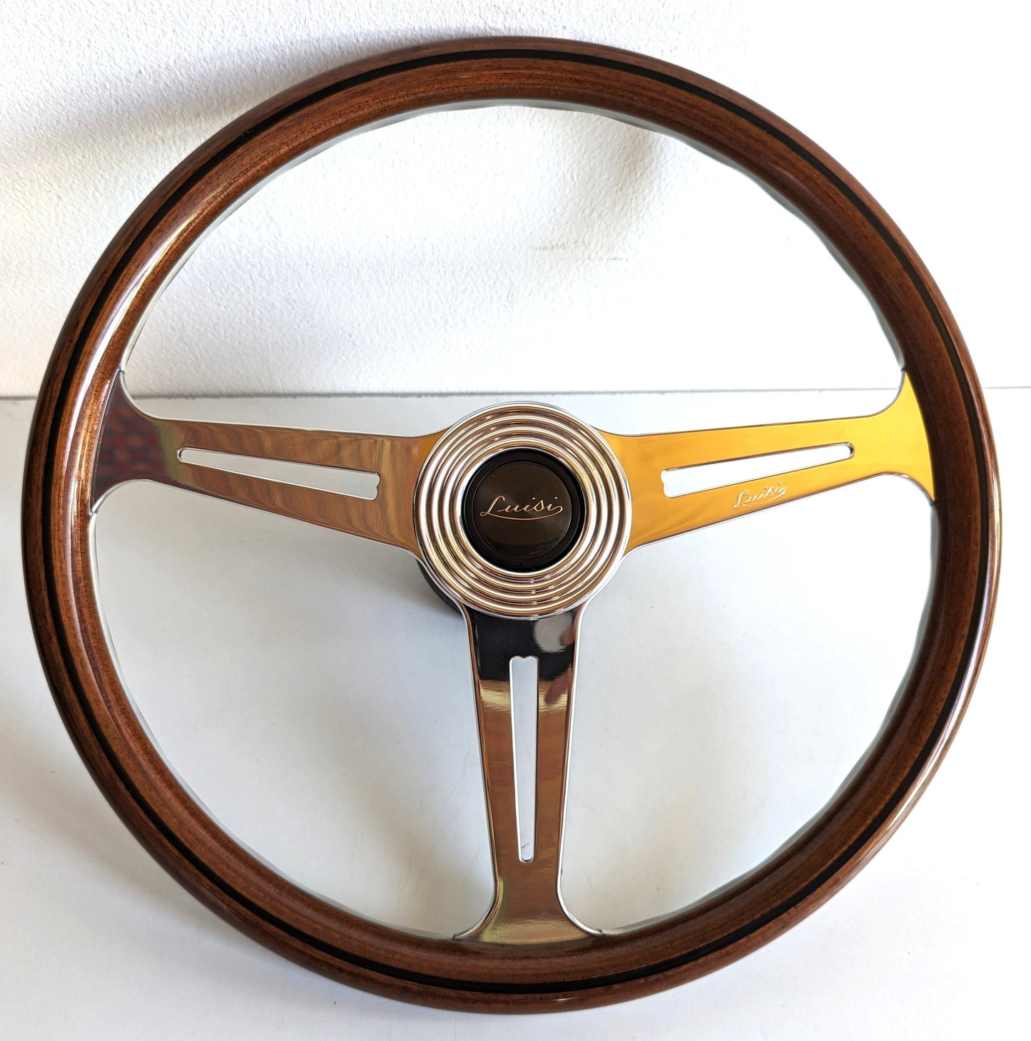 Steering wheel Wood Craftmanship Handmade in Italy OEM LUISI Wooden Fits For Mercedes Benz W123 W124 W201 190 R107 W107 W126 1978-1992