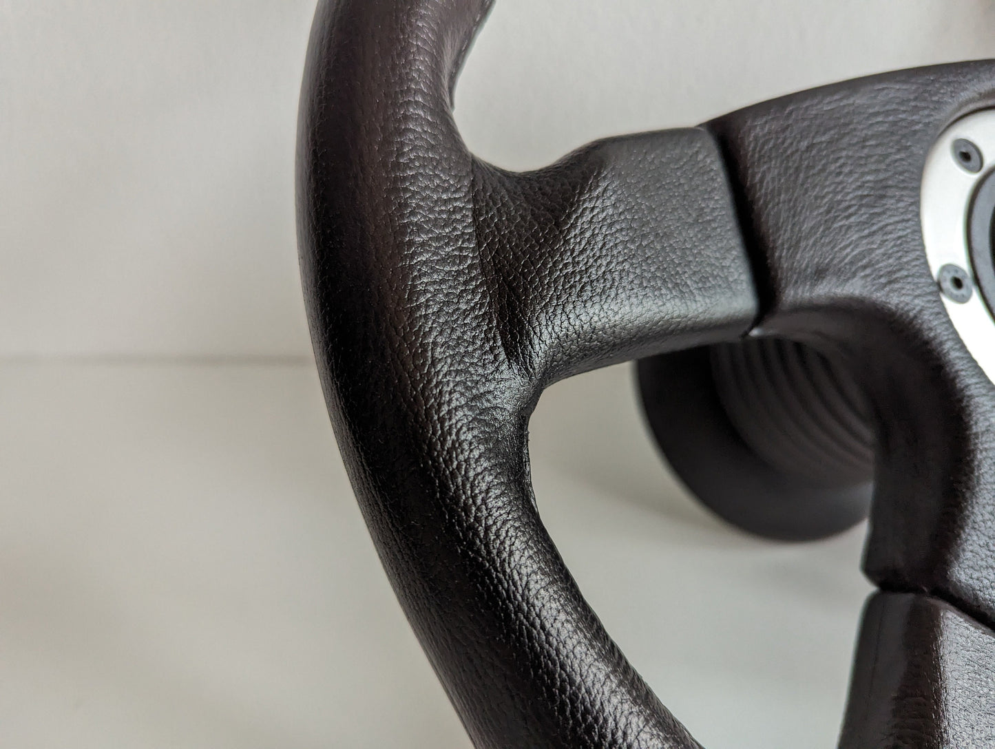 Steering wheel Leather Craftmanship Handmade in Italy OEM LUISI Vincent S Fits For Suzuki Samurai Santana vitara