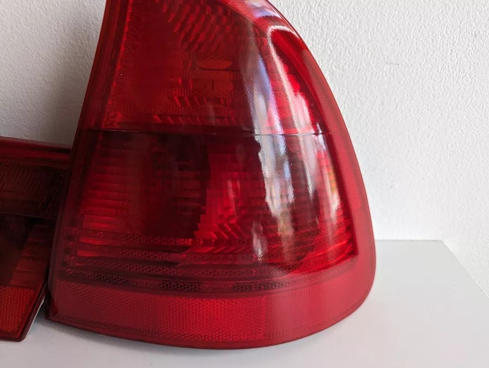 Taillights BMW E46 Touring Customed rebuilded All red Tinted by hand Customised Tinted