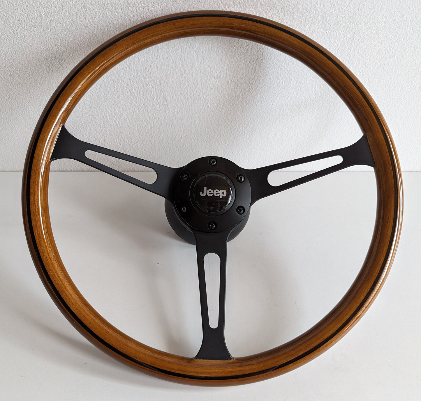 Steering Wheel For Jeep Cherockee Wagoneer Renegade CJ 3 5 6 7 Golden Eagle Laredo Pick up - Wooden Rim, Black Spokes, Black Trim, Classic, 380mm
