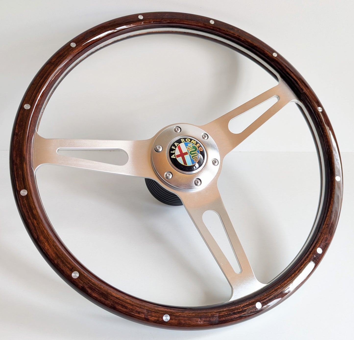 Steering Wheel For Alfa Romeo 2000 GTV Veloce GT Montreal Nuova Giulia (1970-1975) - Wooden Vintage, Classic Vision, Silver spokes , 380mm