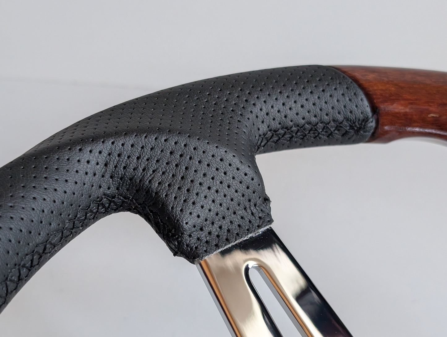 Steering Wheel For Mitsubishi Pajero 1st generation Montero Shogun (1982-1991) - Flat Bottom, Wood, Vintage, Black Leather, Chrome spokes, 350 mm