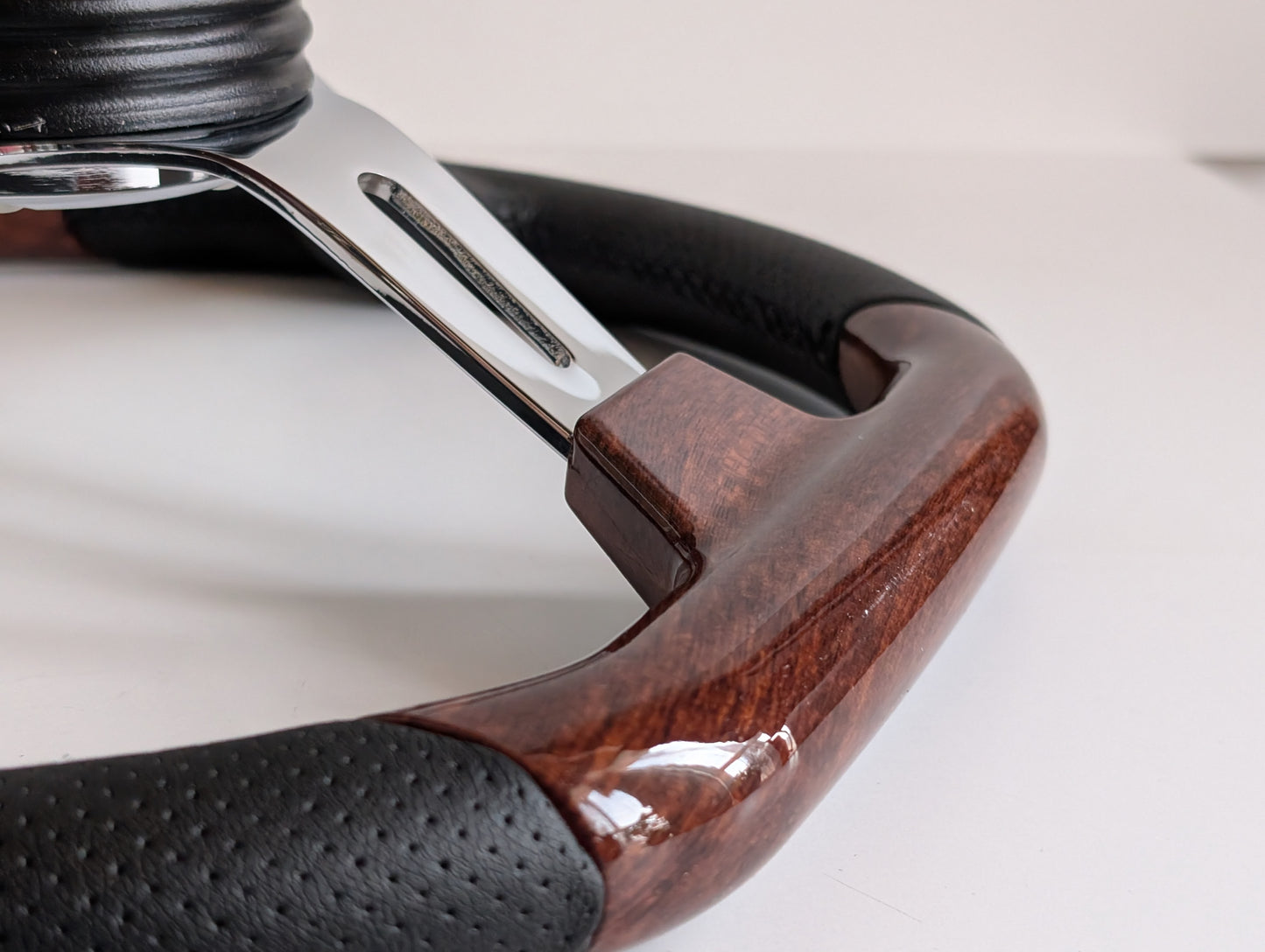 Steering Wheel For Mitsubishi Pajero 1st generation Montero Shogun (1982-1991) - Flat Bottom, Wood, Vintage, Black Leather, Chrome spokes, 350 mm