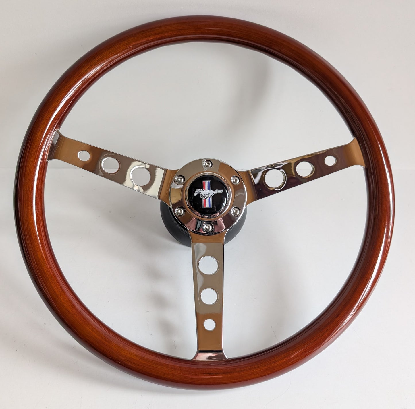 Steering Wheel For Ford Bronco Thunderbird Mustang F150 F250 F350 - Wooden Rim, Chrome Spokes with Holes, Classic, Vintage Style, 380 mm