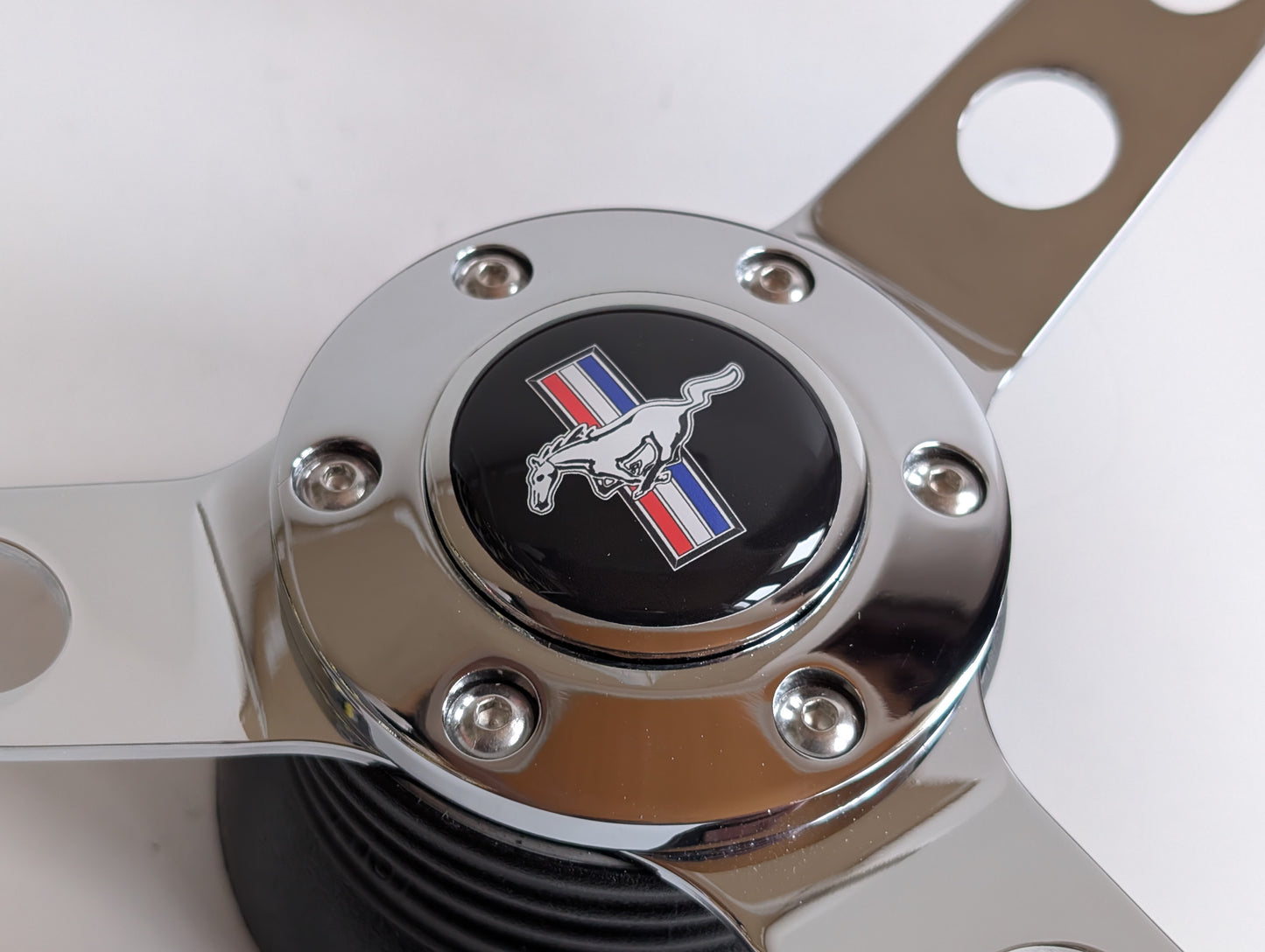 Steering Wheel For Ford Bronco Thunderbird Mustang F150 F250 F350 - Wooden Rim, Chrome Spokes with Holes, Classic, Vintage Style, 380 mm