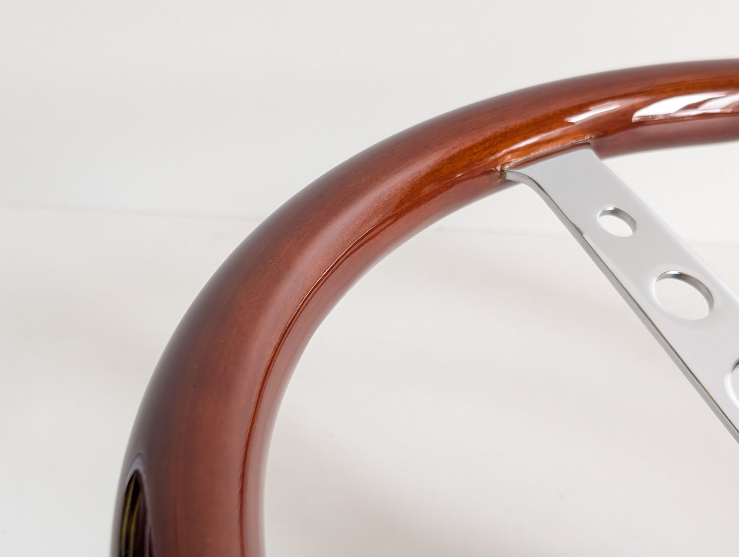 Steering Wheel For Ford Bronco Thunderbird Mustang F150 F250 F350 - Wooden Rim, Chrome Spokes with Holes, Classic, Vintage Style, 380 mm