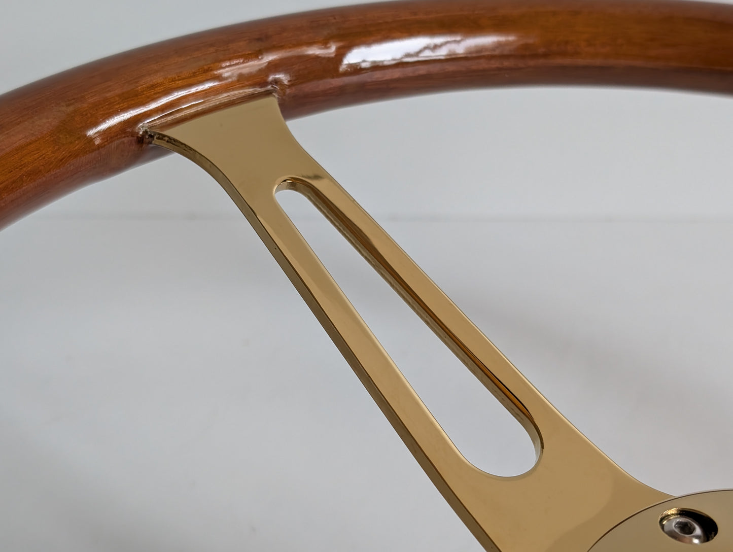 Steering Wheel For BMW E24 E28 E30 E32 E34 (1986-1992) - Solid Wood, Vintage Gold Spokes, Classic Style, 380 mm