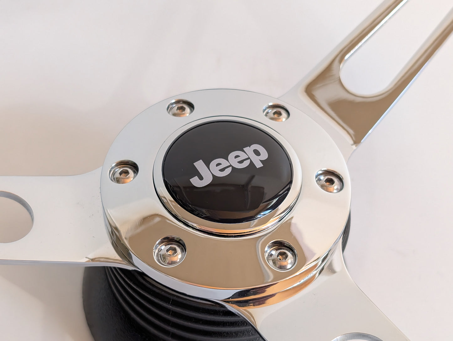 Steering Wheel For Jeep Wrangler Cherokee TJ CJ7 CJ 7 1996-2006 - 380mm Wooden Rim, Black Finish & Chrome Spokes