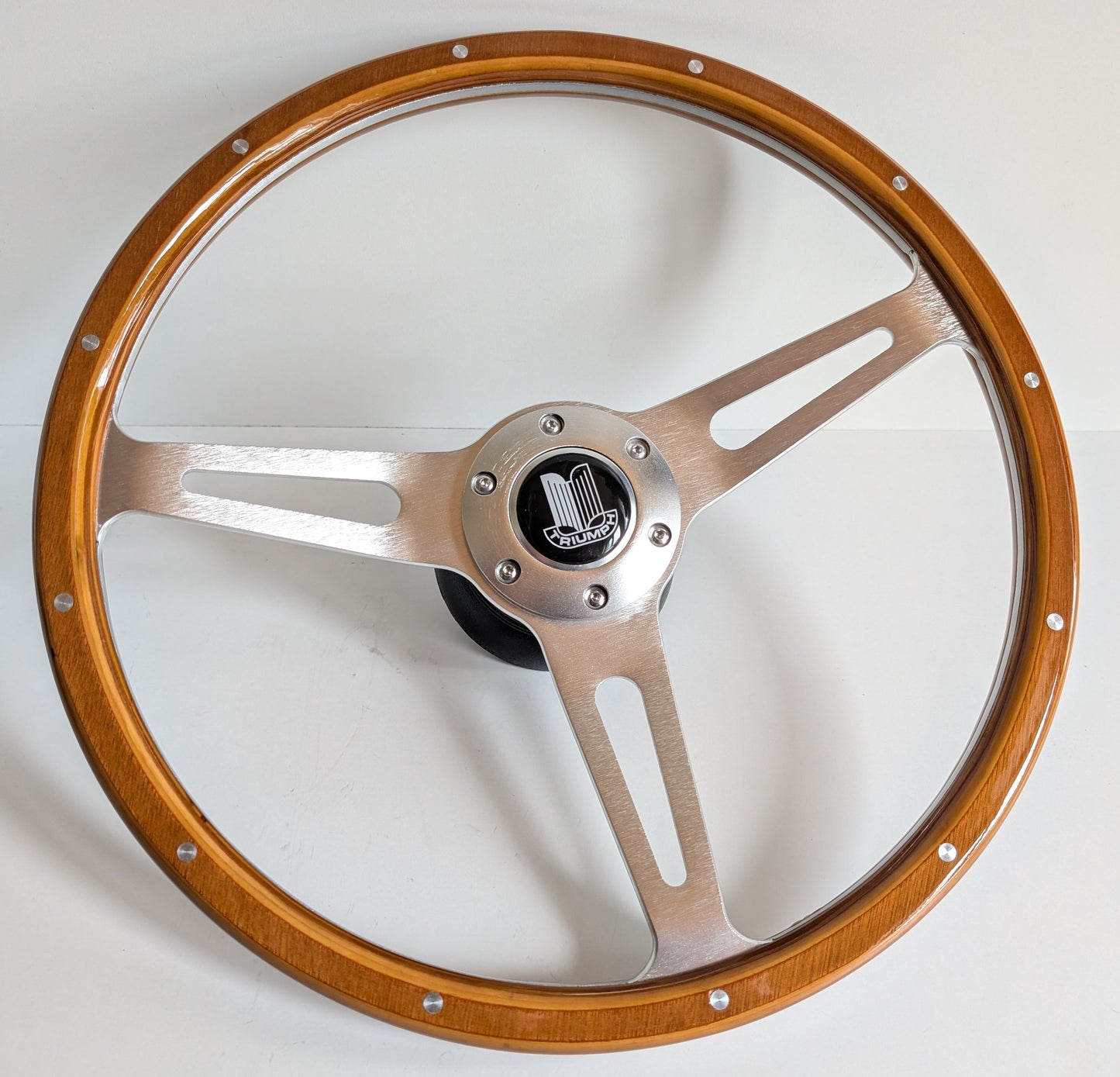 Steering Wheel For TRIUMPH TR4 TR5 TR6 Erald GT6 Spitfire Mk2 Mk3 - Light Wood Rim, Classic, Vintage Vision, Silver Spokes, 380 mm