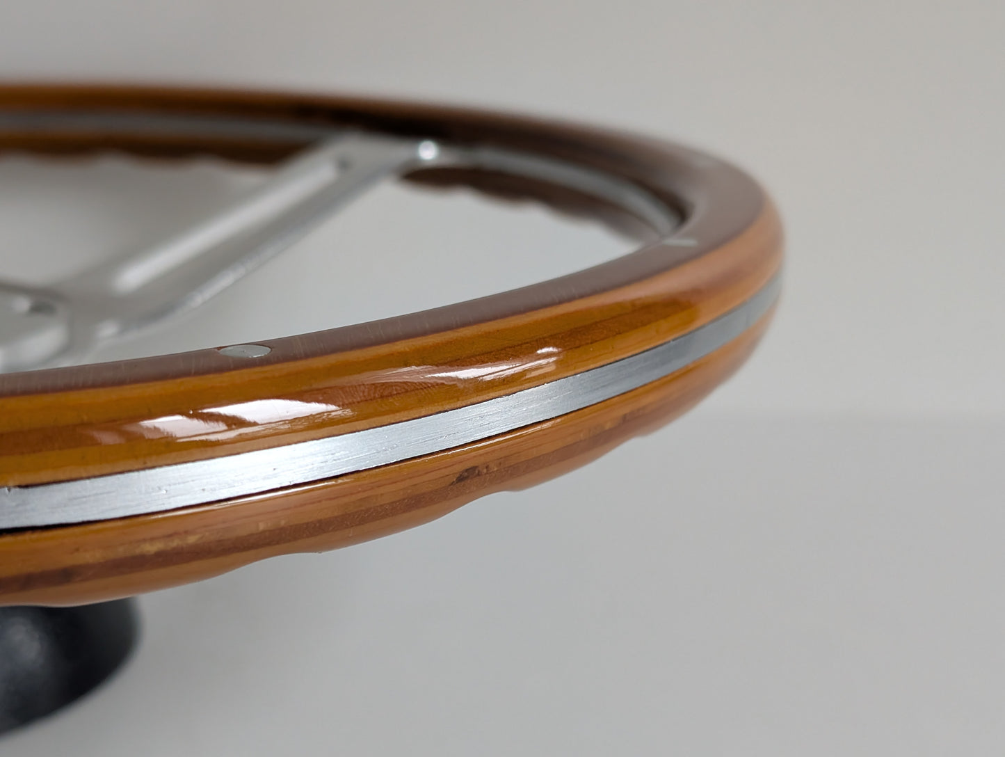 Steering Wheel For VW Bus T4 Transporter Caravelle Multyvan (1995-2000) - Light Wood Rim, Classic, Vintage Vision, Silver Spokes, 380 mm