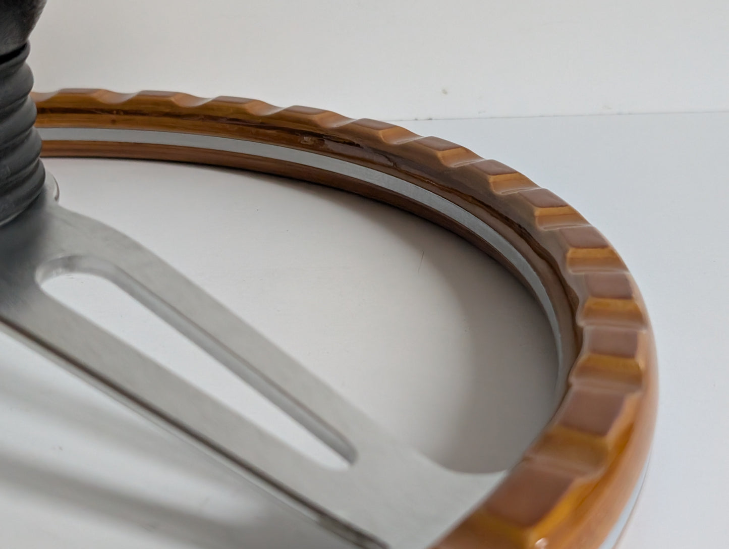 Steering Wheel For VW Bus T4 Transporter Caravelle Multyvan (1995-2000) - Light Wood Rim, Classic, Vintage Vision, Silver Spokes, 380 mm