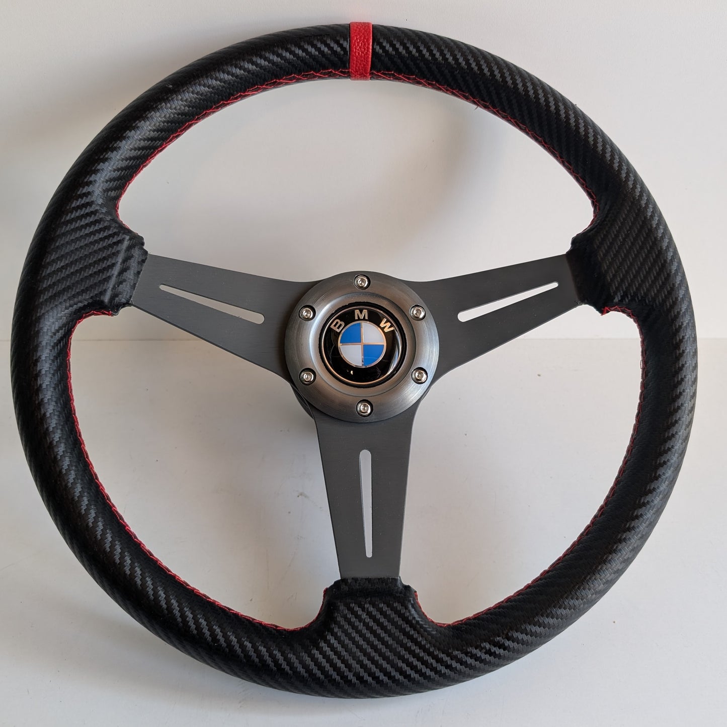 Steering Wheel For BMW E24 E28 E30 E32 E34 (1986-1992) - Carbon Look, Leather, Sport Design, 350 mm