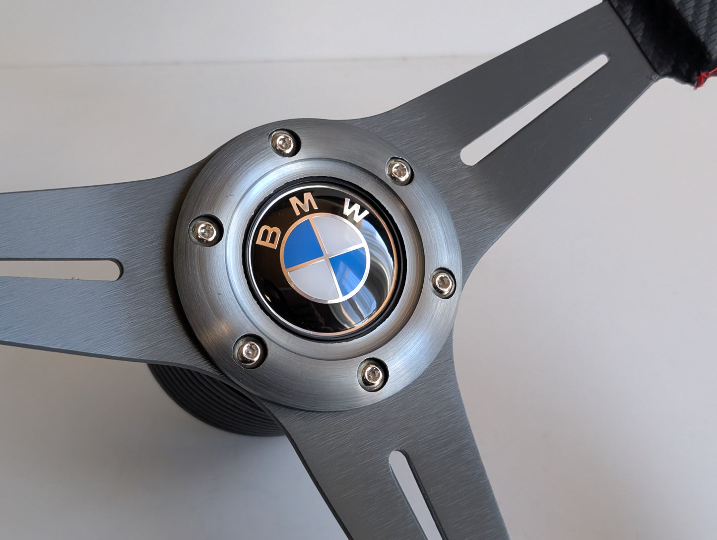 Steering Wheel For BMW E24 E28 E30 E32 E34 (1986-1992) - Carbon Look, Leather, Sport Design, 350 mm