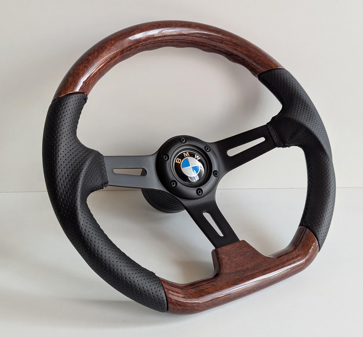 Steering Wheel For BMW Z3 E36 E38 E39 1996-1999  Wood , Flat Bottom, Black Matte Spokes, Sport Design,Wooden 350 mm