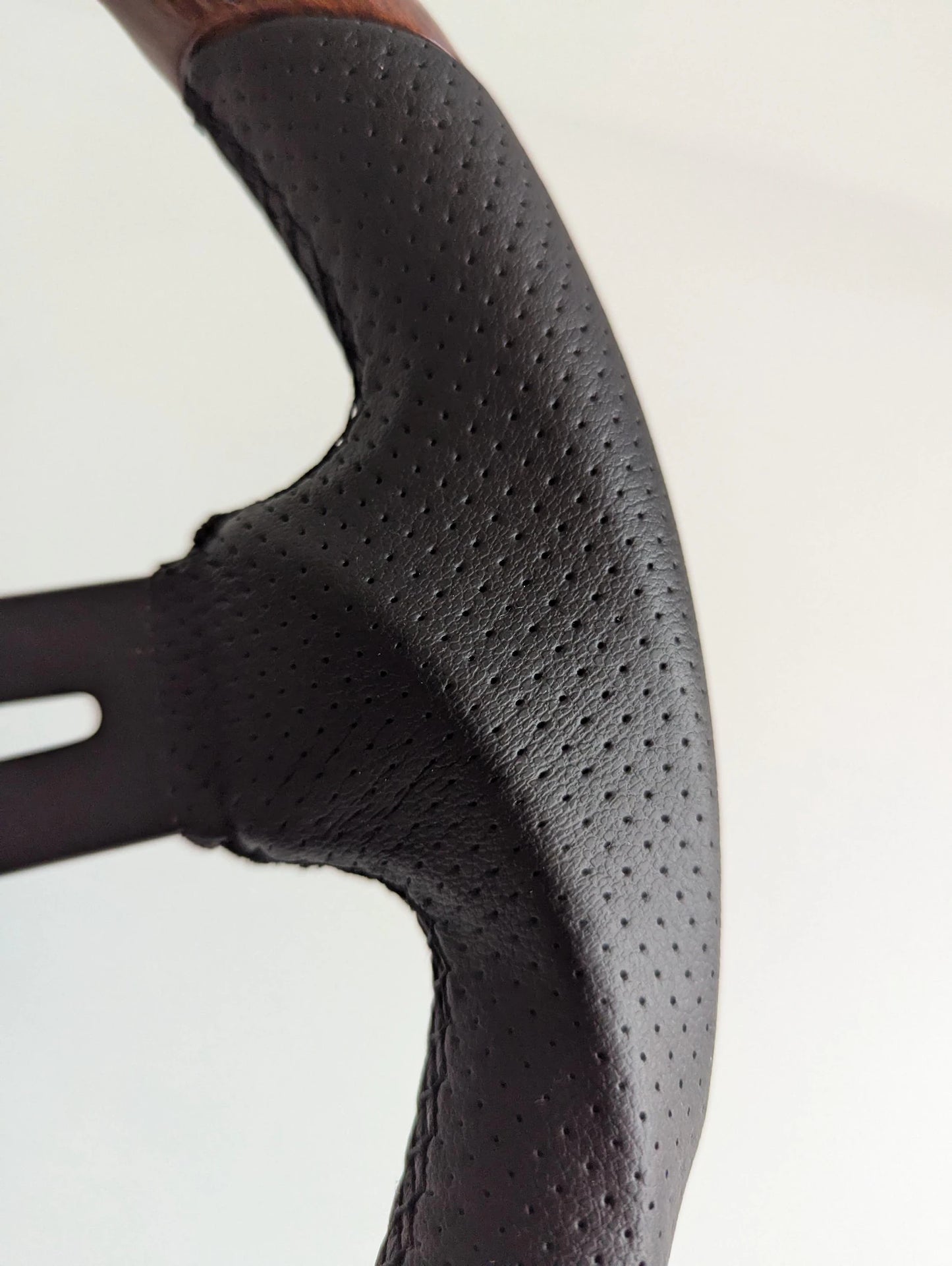 Steering Wheel For BMW Z3 E36 E38 E39 1996-1999  Wood , Flat Bottom, Black Matte Spokes, Sport Design,Wooden 350 mm