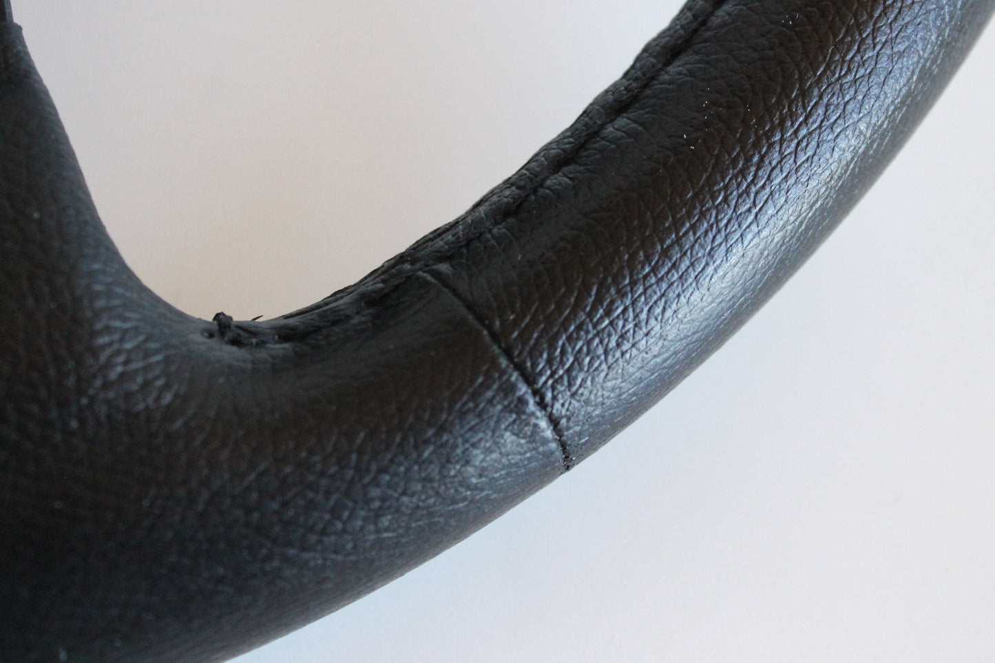 Steering Wheel For Alfa Romeo Spider (1990-1994) - Black Leather, Anti Slip, OEM By Luisi, Premium Quality, 360 mm