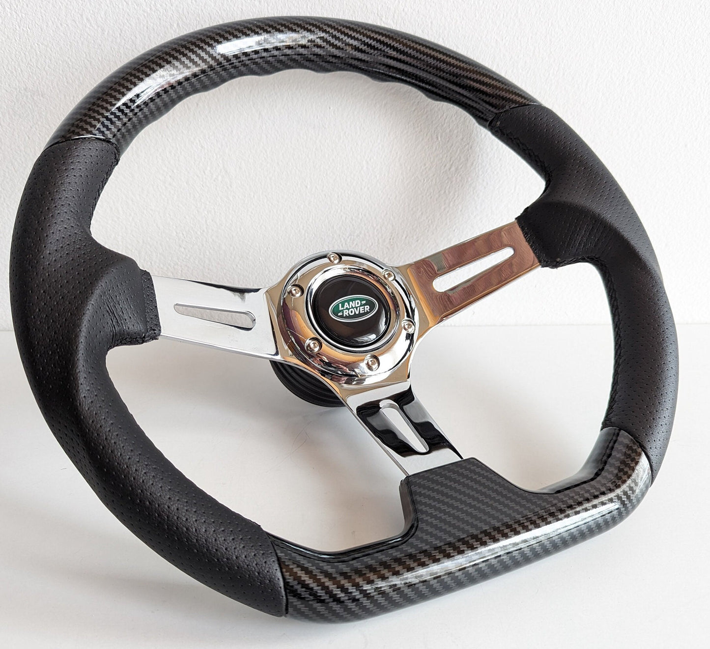 Steering Wheel For Land Rover Discovery (1989-1994) - Carbon Look, Flat Bottom, Chrome Spokes, Sport Design, 350 mm