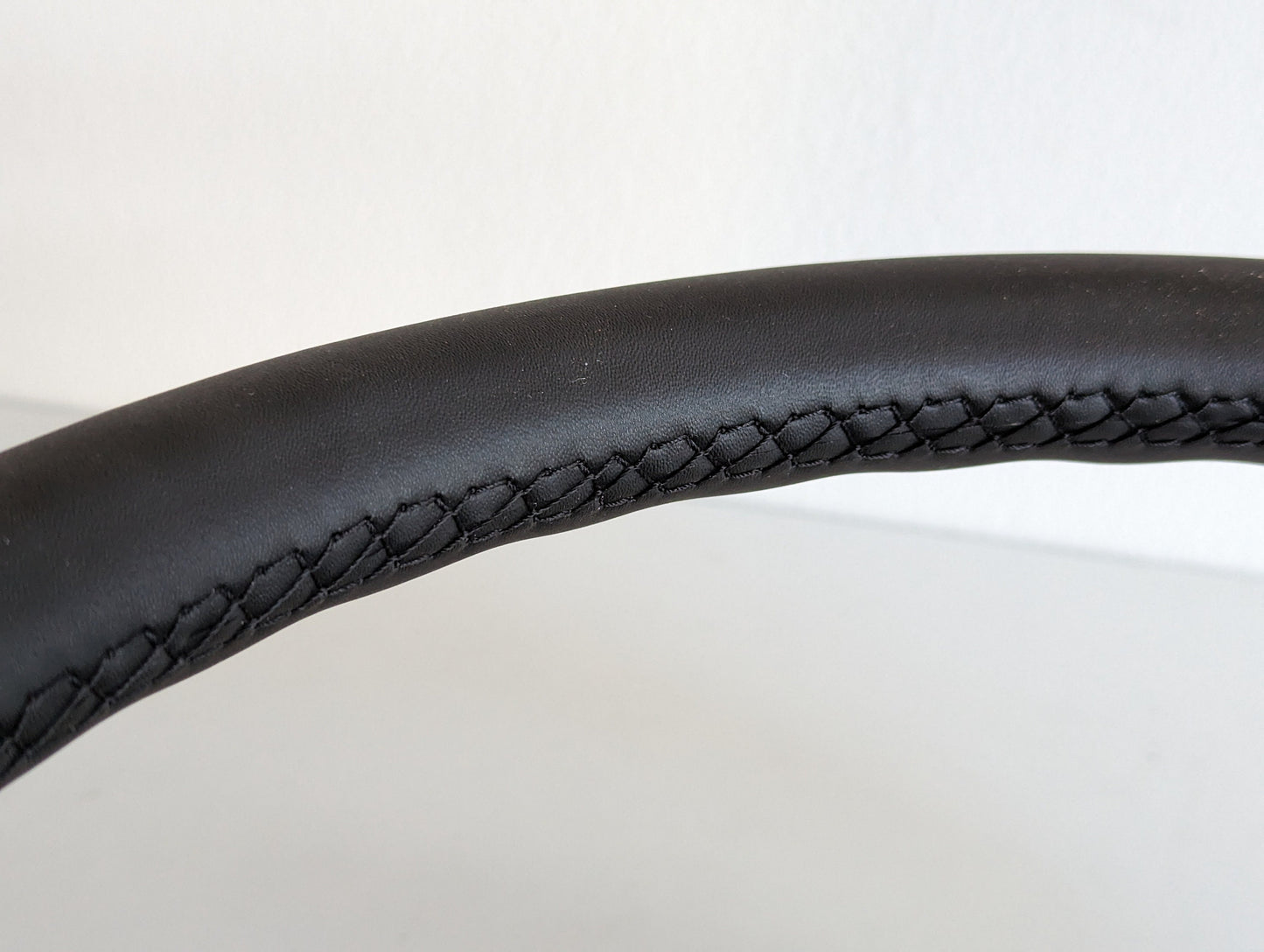 Steering Wheel For W124 W202 W140 R129 W210 (1994-1998) OEM Reupholstered 390mm New Leather