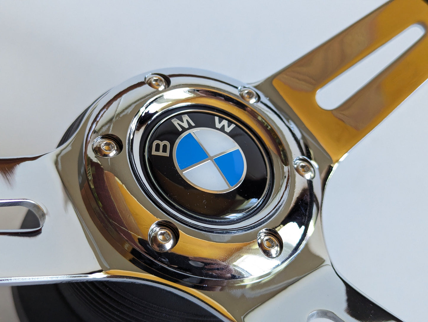 Steering Wheel For BMW E36 E38 E39 Z3 (1996–1999) - Carbon Look, Flat Bottom, Chrome Spokes, Sport Design, 350 mm