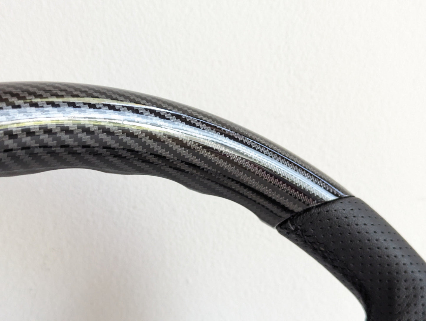 Steering Wheel For Subaru Impreza 1 Legacy 1800 Vivio - Carbon Look, Flat Bottom, Chrome Spokes, Sport Design, 350 mm