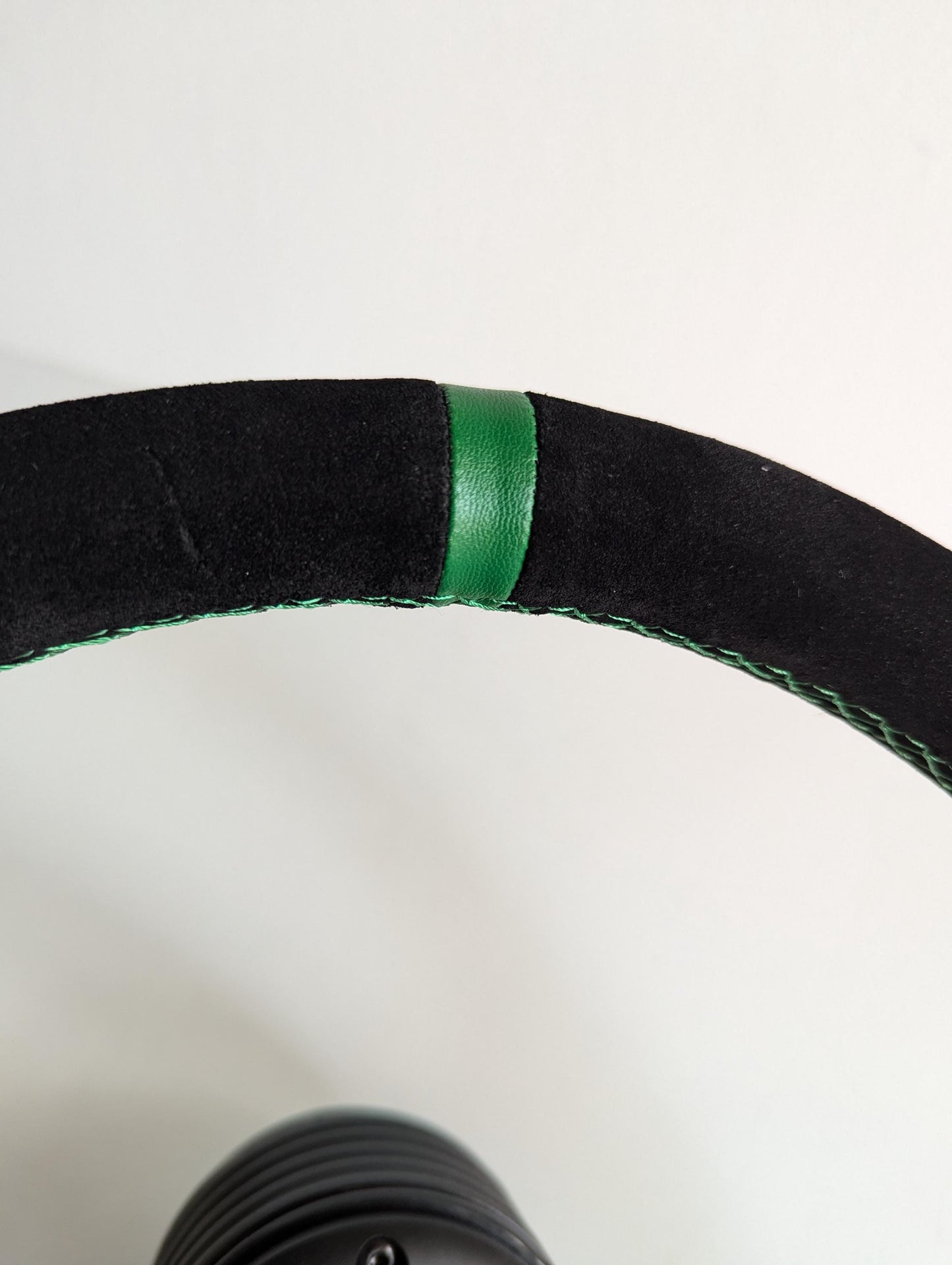 Steering wheel For Land Rover / Range Rover (1983-1985) - Green Alcantara, Suede, Deep Dish, 350 mm