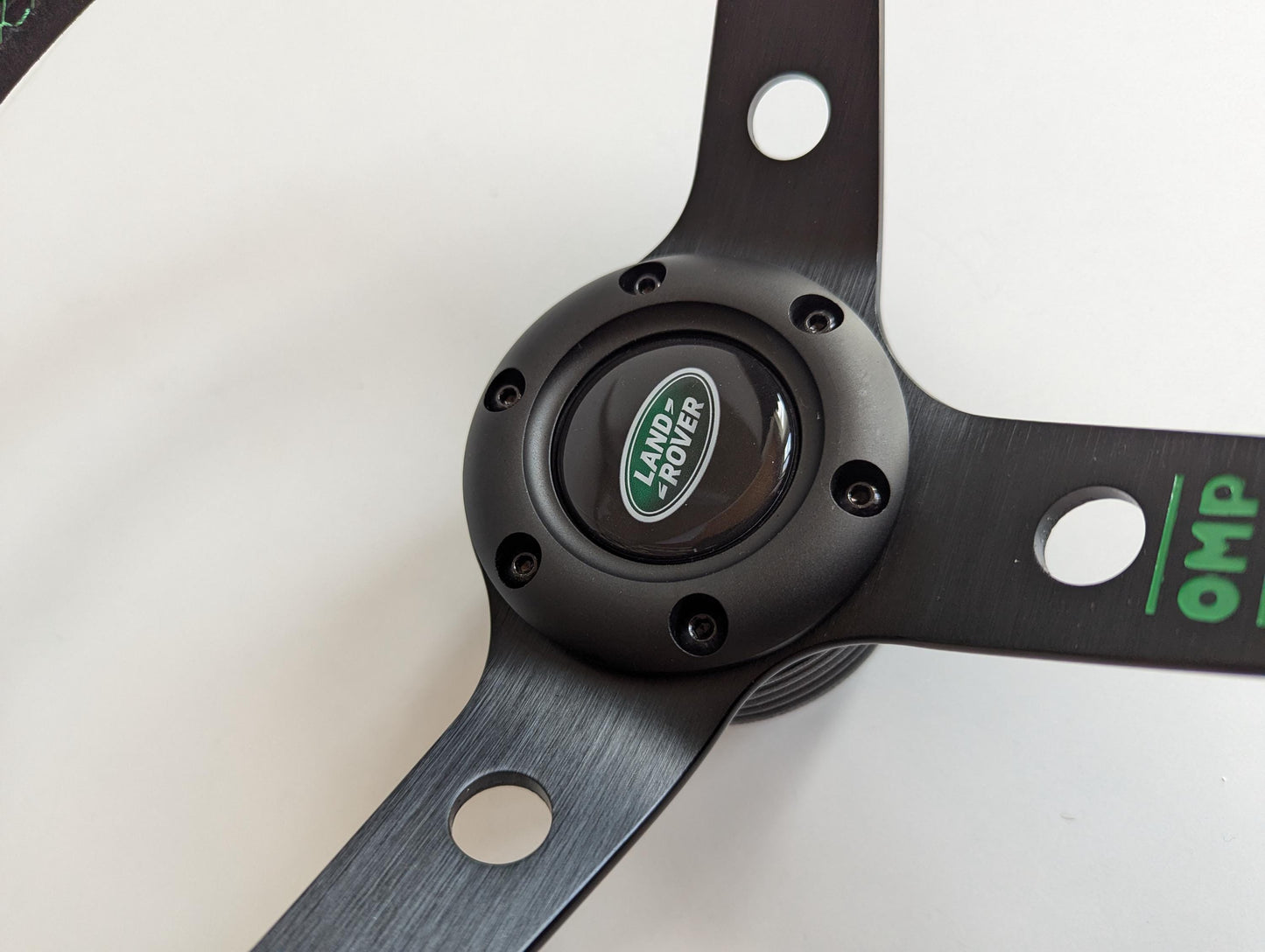 Steering wheel For Land Rover / Range Rover (1970 - 1983) - Green Alcantara, Suede, Deep Dish, 350 mm