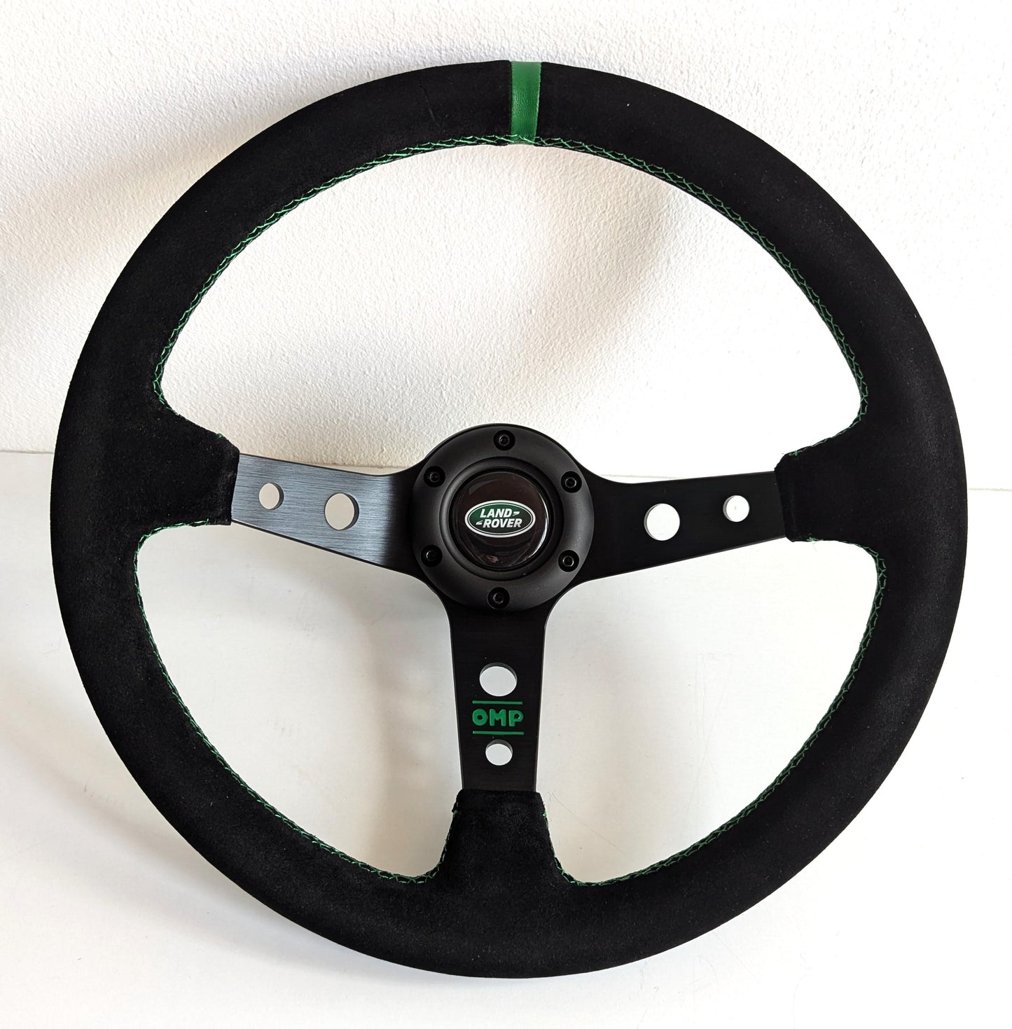 Steering Wheel For Land Rover Discovery (1994-1998 ) - Green Alcantara, Suede, Deep Dish, 350 mm