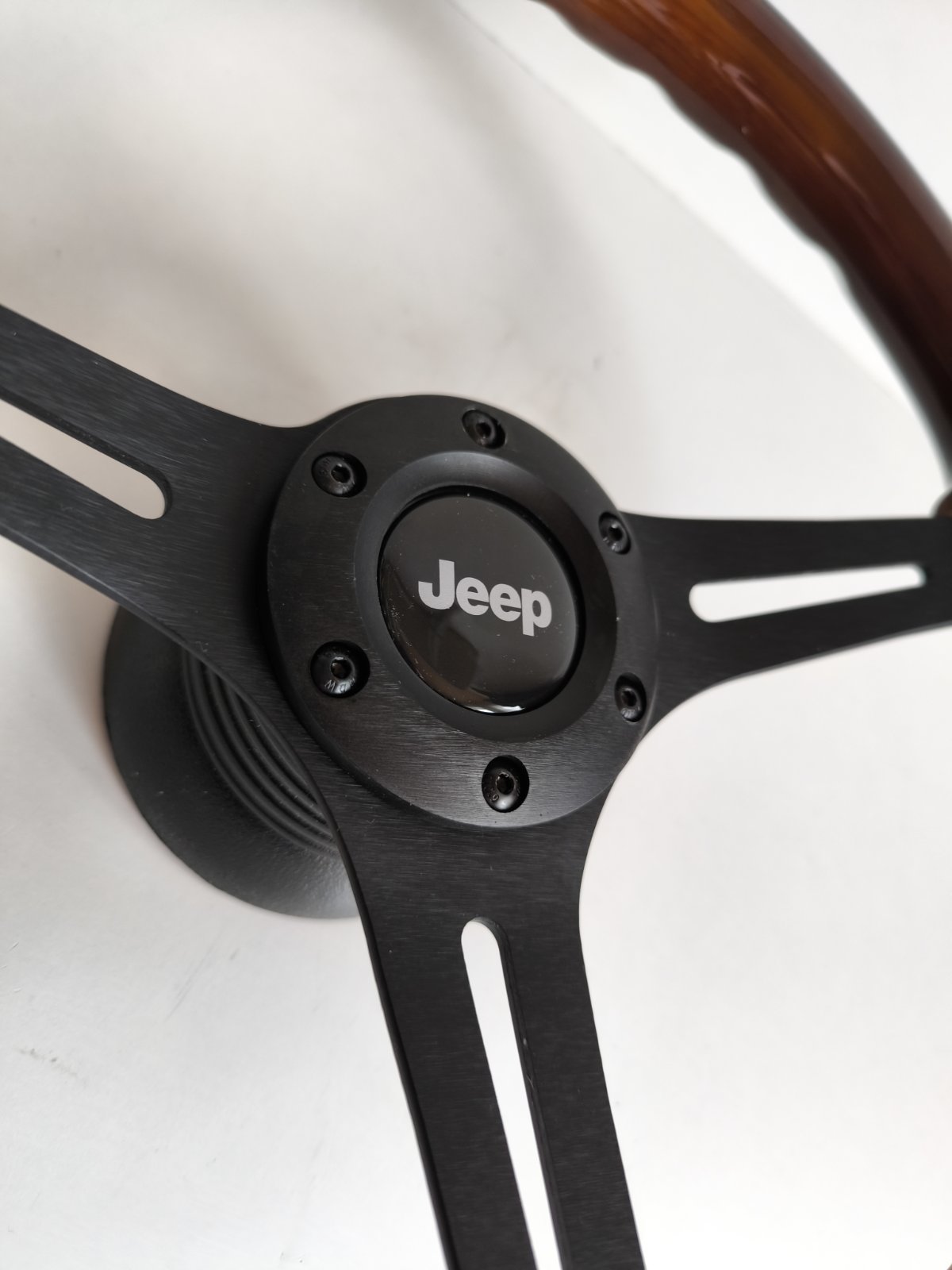 Steering Wheel For Jeep Cherockee Wagoneer Renegade CJ 3 5 6 7 Golden Eagle Laredo Pick up - Wooden Wood Black Spokes, Black Trim, Classic, 350mm